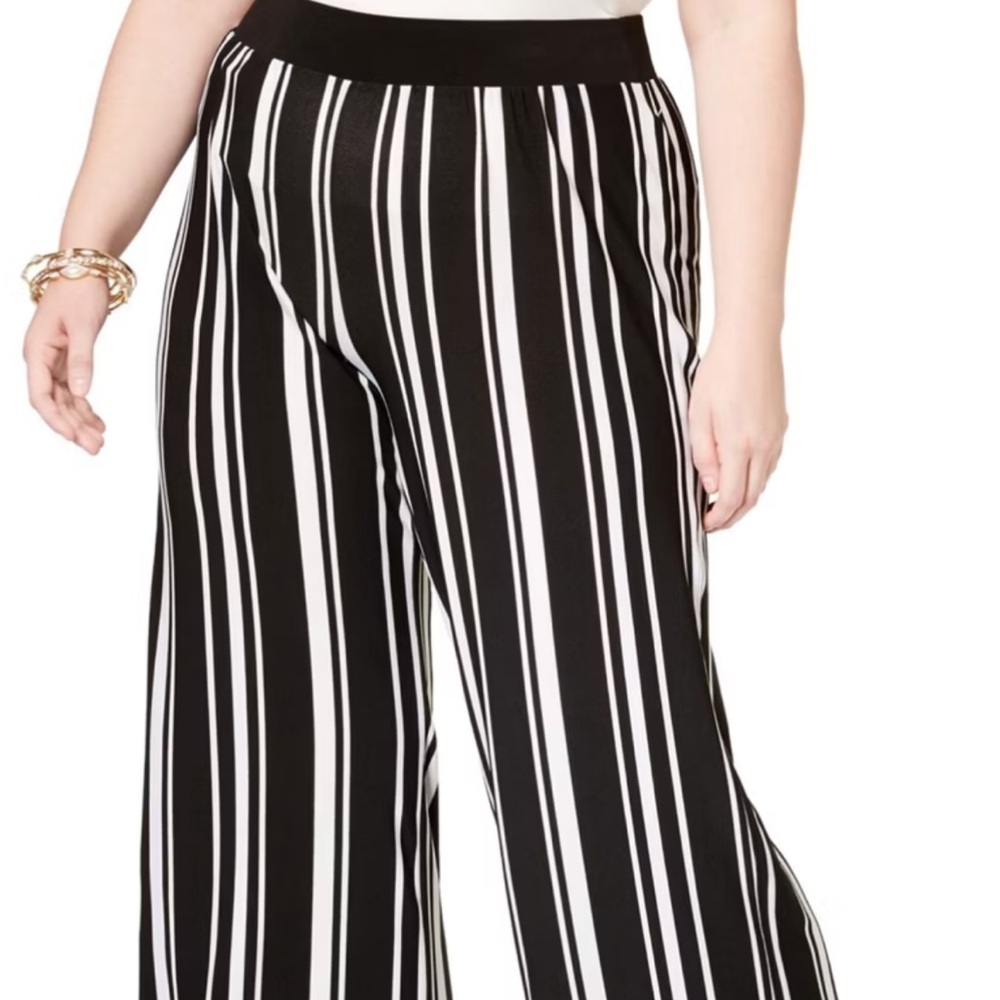 Ashley Stewart like new Black & White Striped Wide-Leg Pants size 14/16